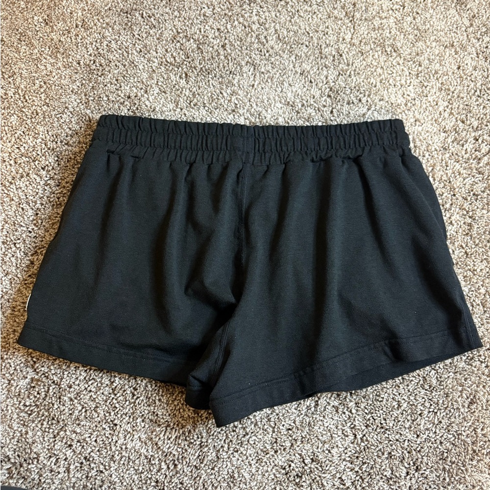 Vuori Halo Performance Shorts Black Size S VW339 - Picture 2 of 5